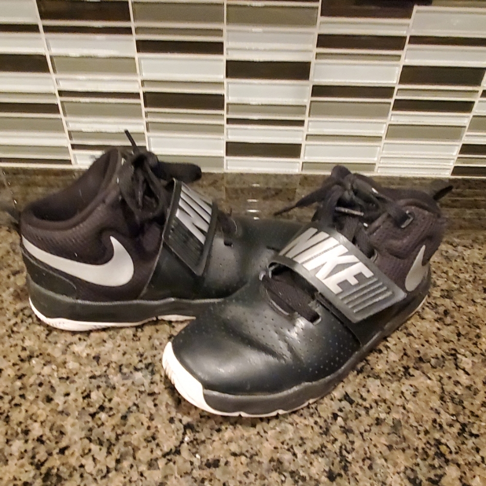 Size 3 unisex Nike Basketball shoes